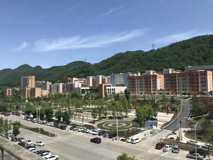 六盘水市第二十三中学-北门,电话,路线,公交,地址,地图.